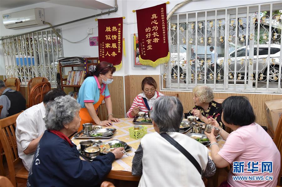 巩义学校食堂新招聘背后的温暖日常与友情新篇章