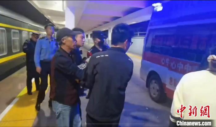 旅客突发疾病，铁路部门紧急救援措施与预防措施全解析