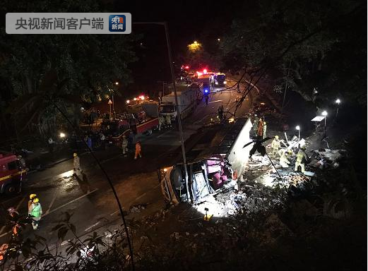 西部大道车祸实时更新，最新消息揭秘事故现场